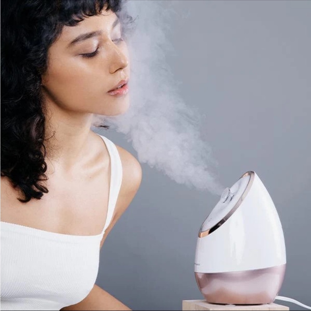 Beige Aira Ionic Facial Steamer - Brand New Unopened Box